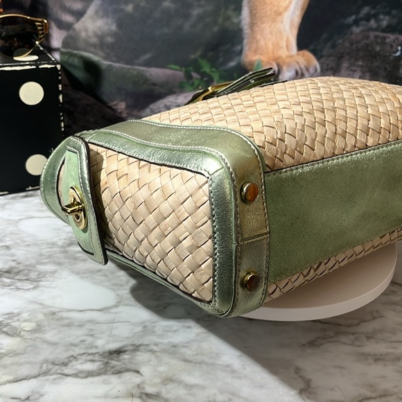 Coach Ltd Ed Natural Straw Seafoam Suede/Leather Buckle Closure Tote Bag In GUC - Picture 14 of 16